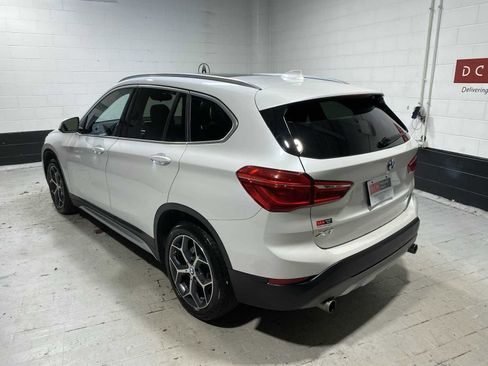 Used 2018 BMW X1 xDrive28i w/ Convenience Package AWD/4WD image 4