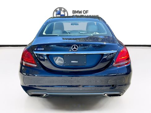 Used 2019 Mercedes-Benz C 300 Sedan image 6