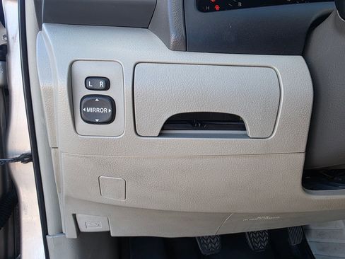 Used 2007 Toyota Camry LE image 12