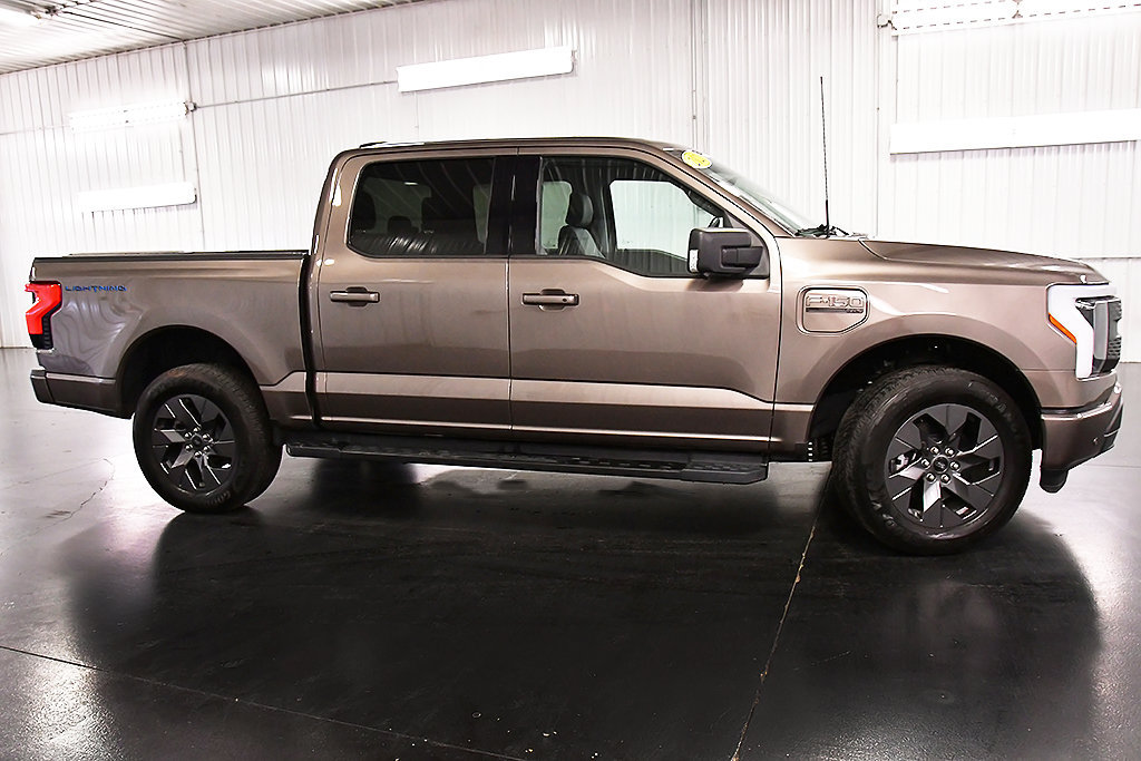 Used 2023 Ford F150 Lightning XLT w/ Equipment Group 312A High AWD/4WD image 8