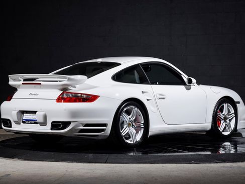 Used 2009 Porsche 911 Turbo AWD/4WD image 13
