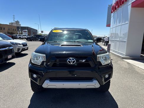 Used 2014 Toyota Tacoma 4x4 Double Cab w/ TRD Sport Package image 5