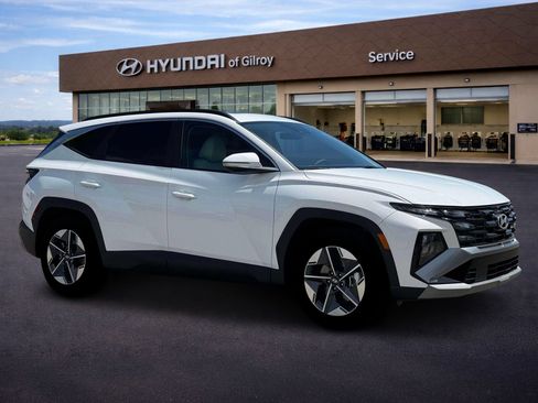 New 2026 Hyundai Tucson SEL FWD image 10