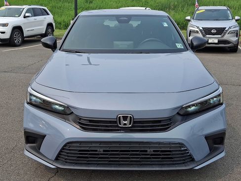 Used 2024 Honda Civic Sport image 2