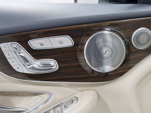 Used 2019 Mercedes-Benz C 300 4MATIC Cabriolet w/ Multimedia Package image 35