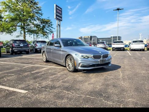 Used 2018 BMW 530i xDrive AWD/4WD image 6