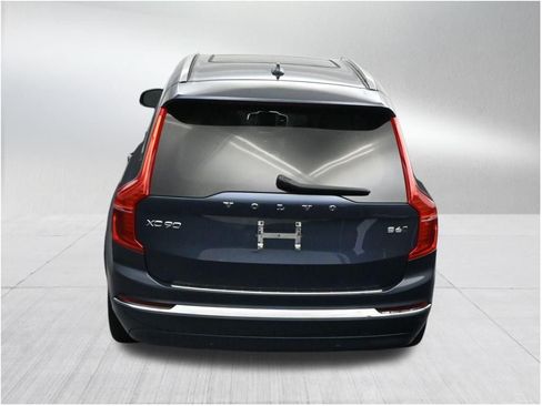Used 2023 Volvo XC90 B6 Plus w/ Protection Package Premier AWD/4WD image 19
