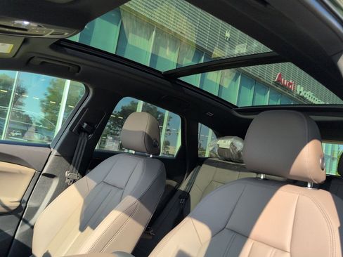 New 2025 Audi Q5 Premium Plus image 18