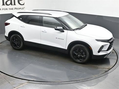 New 2025 Chevrolet Blazer LT w/ Midnight/Sport Edition image 16