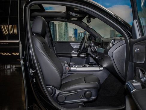 Certified 2022 Mercedes-Benz GLB 250 GLB 250 image 22