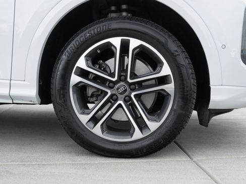 Used 2025 Audi Q5 Premium Plus w/ Premium Plus AWD/4WD image 29