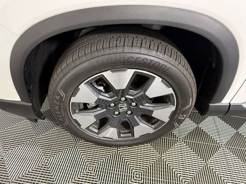 Used 2026 Honda Pilot Elite image 13