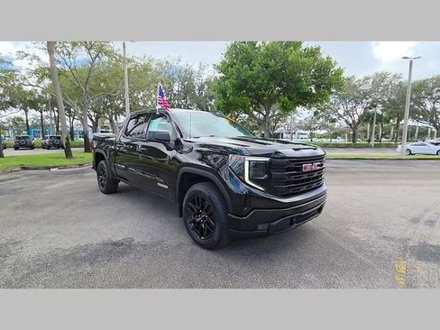 Used 2023 GMC Sierra 1500 Elevation image 24