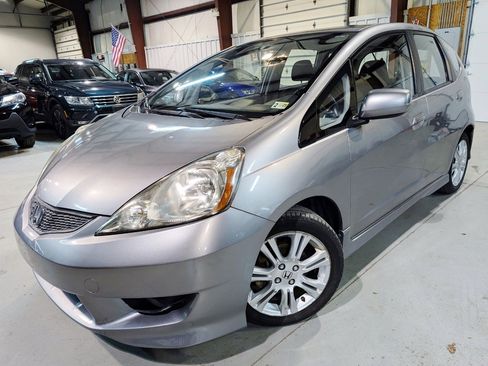 Used 2010 Honda Fit Sport image 1