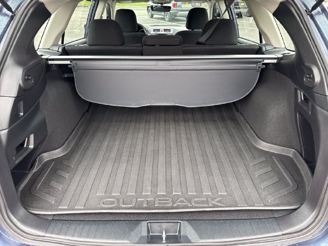 Used 2017 Subaru Outback 2.5i AWD/4WD image 15