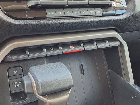 Used 2024 Toyota Tundra SR5 AWD/4WD image 18