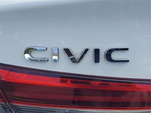 Certified 2024 Honda Civic Sport image 8