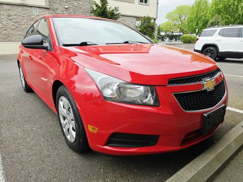 Used 2014 Chevrolet Cruze LS FWD image 7