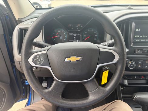 Used 2018 Chevrolet Colorado W/T w/ WT Convenience Package image 9