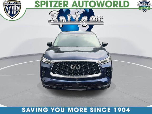 Used 2023 INFINITI QX60 Pure AWD/4WD image 3