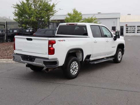 Used 2025 Chevrolet Silverado 2500 LT w/ Convenience Package AWD/4WD image 10