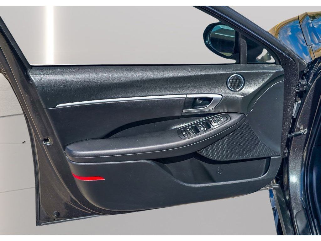 Used 2025 Hyundai Sonata SEL FWD image 58