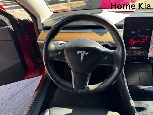 Used 2018 Tesla Model 3 Long Range image 16