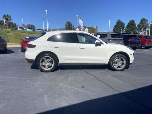 Used 2017 Porsche Macan S image 10