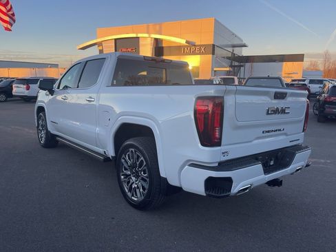 New 2026 GMC Sierra 1500 Denali Ultimate w/ LPO, Black Badging Package image 3