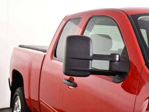 Used 2013 Chevrolet Silverado 2500 LT w/ Interior Plus Package AWD/4WD image 14