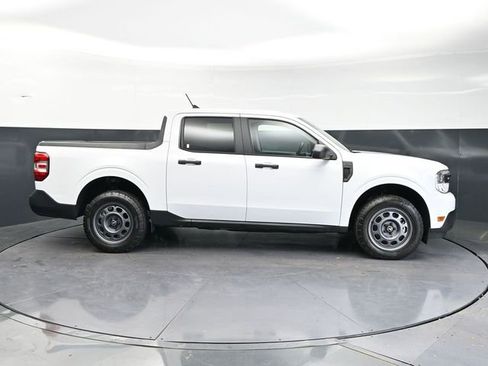 Used 2024 Ford Maverick XL FWD image 4