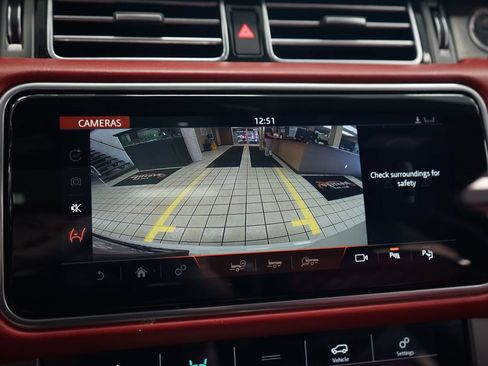 Used 2019 Land Rover Range Rover SV Autobiography Dynamic AWD/4WD image 46
