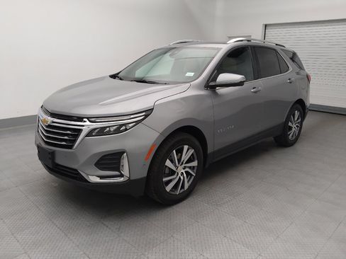 Used 2024 Chevrolet Equinox Premier AWD/4WD image 2