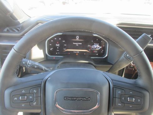 New 2026 GMC Sierra 2500 Denali Ultimate w/ Max Trailering Package image 20