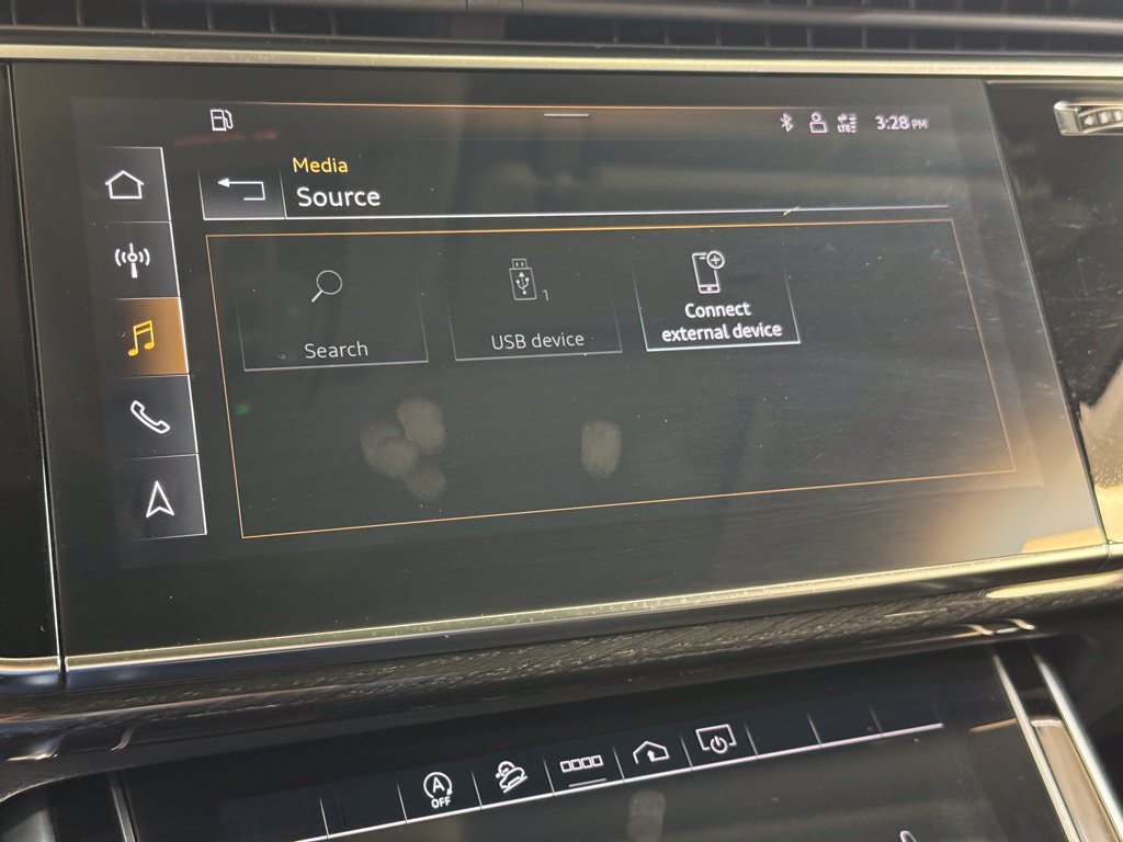 Used 2022 Audi Q7 3.0T Premium AWD/4WD image 45