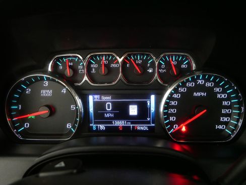 Used 2018 Chevrolet Silverado 1500 High Country image 21