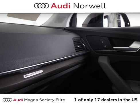 Used 2018 Audi Q5 Prestige w/ Prestige Package AWD/4WD image 8