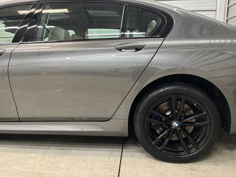 Used 2019 BMW 750i xDrive w/ Executive Package AWD/4WD image 8