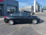 Used 2017 Chevrolet Cruze LS image 4
