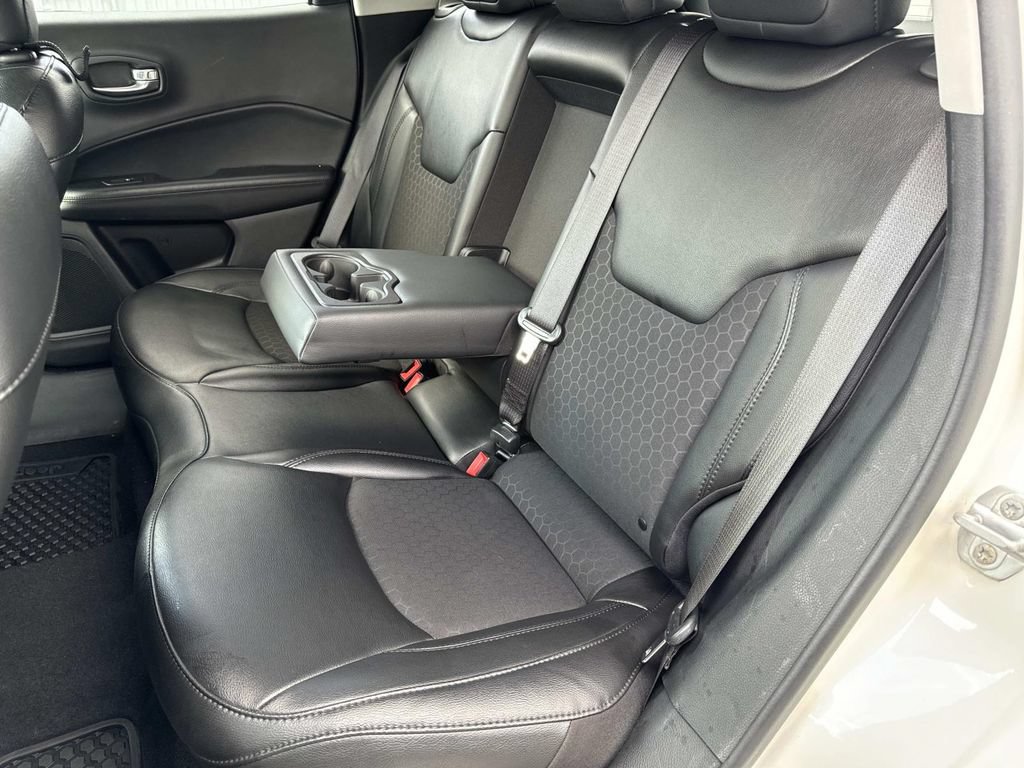 Used 2020 Jeep Compass Latitude AWD/4WD image 20
