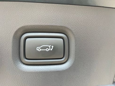 Used 2023 Hyundai Ioniq 5 Limited AWD/4WD image 12