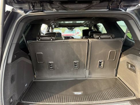 Used 2022 Cadillac Escalade Sport Platinum w/ Heavy-Duty Trailer Package image 13