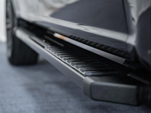 Certified 2023 Ford F150 Lariat w/ Equipment Group 502A High image 17