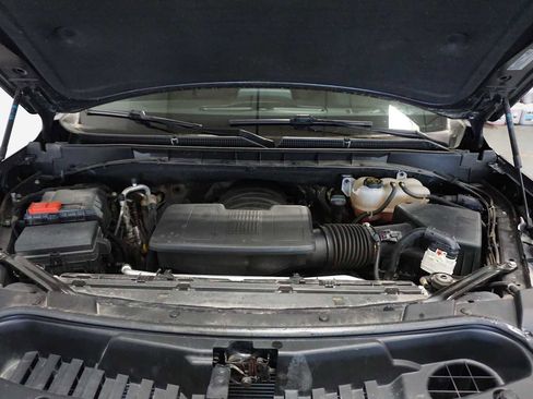 Used 2024 GMC Yukon XL SLE image 33