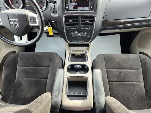 Used 2013 Dodge Grand Caravan Crew w/ Entertainment Group 1 image 15