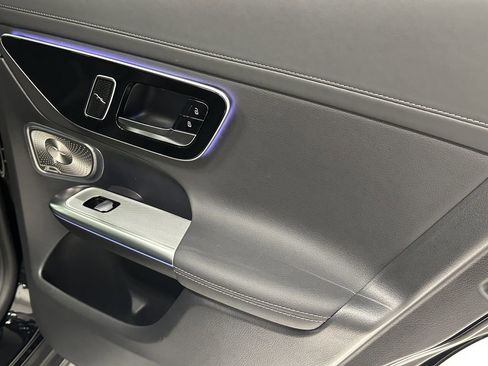 Certified 2025 Mercedes-Benz GLC 300 4MATIC image 19