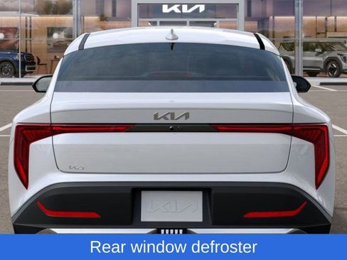 New 2025 Kia K4 LX image 14