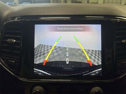 Used 2022 Jeep Grand Cherokee Laredo X image 31