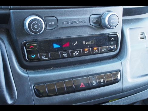 Used 2023 RAM ProMaster 2500 image 23