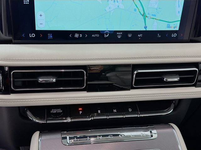 New 2026 Lincoln Aviator 2WD image 16
